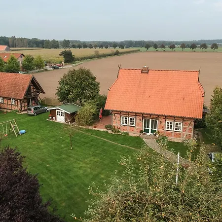 Fachwerk-treppenspeicher, Ruhe Auf Dem Land, Haustiere Willkommen, Leihfahrraeder, 24-7 Check In *
