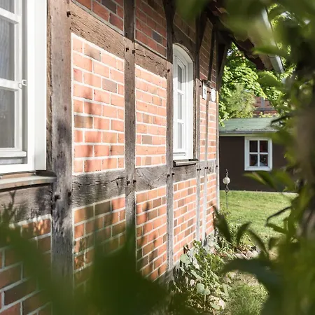 Prázdninový dům Fachwerk-treppenspeicher, Ruhe Auf Dem Land, Haustiere Willkommen, Leihfahrraeder, 24-7 Check In *