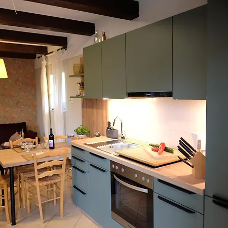 Fachwerk-treppenspeicher, Ruhe Auf Dem Land, Haustiere Willkommen, Leihfahrraeder, 24-7 Check In בית נופש