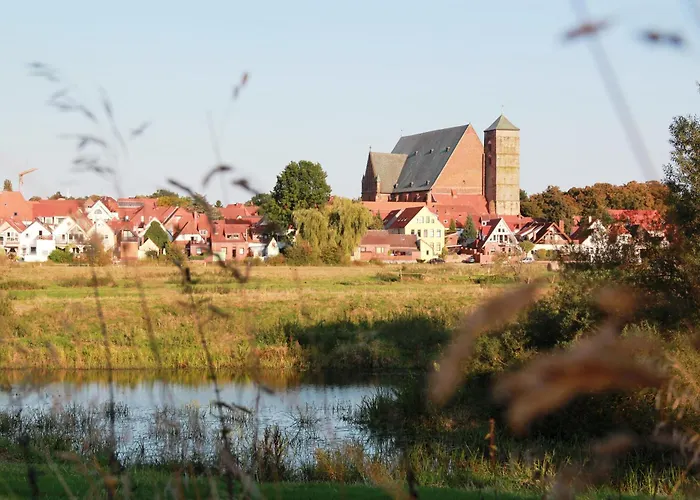 Fachwerk-treppenspeicher, Ruhe Auf Dem Land, Haustiere Willkommen, Leihfahrraeder, 24-7 Check In Nyaraló *